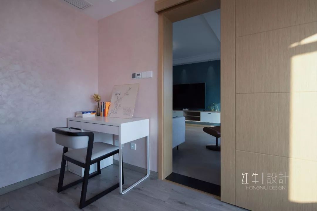 南京明月港灣105平米北歐風(fēng)格裝修  擁有獨(dú)立衣帽間與書(shū)房12書(shū)房