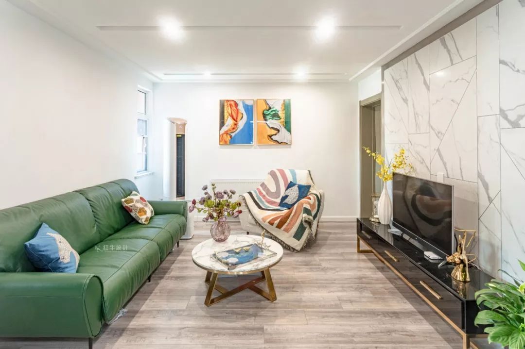 南京龍蟠花苑90㎡現代輕奢--老房升級改造，變身時尚精致家！01