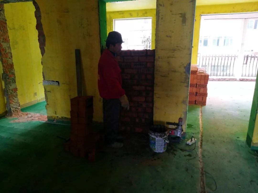 南京龍蟠花苑90㎡現代輕奢--老房升級改造，變身時尚精致家！24拆砌工程