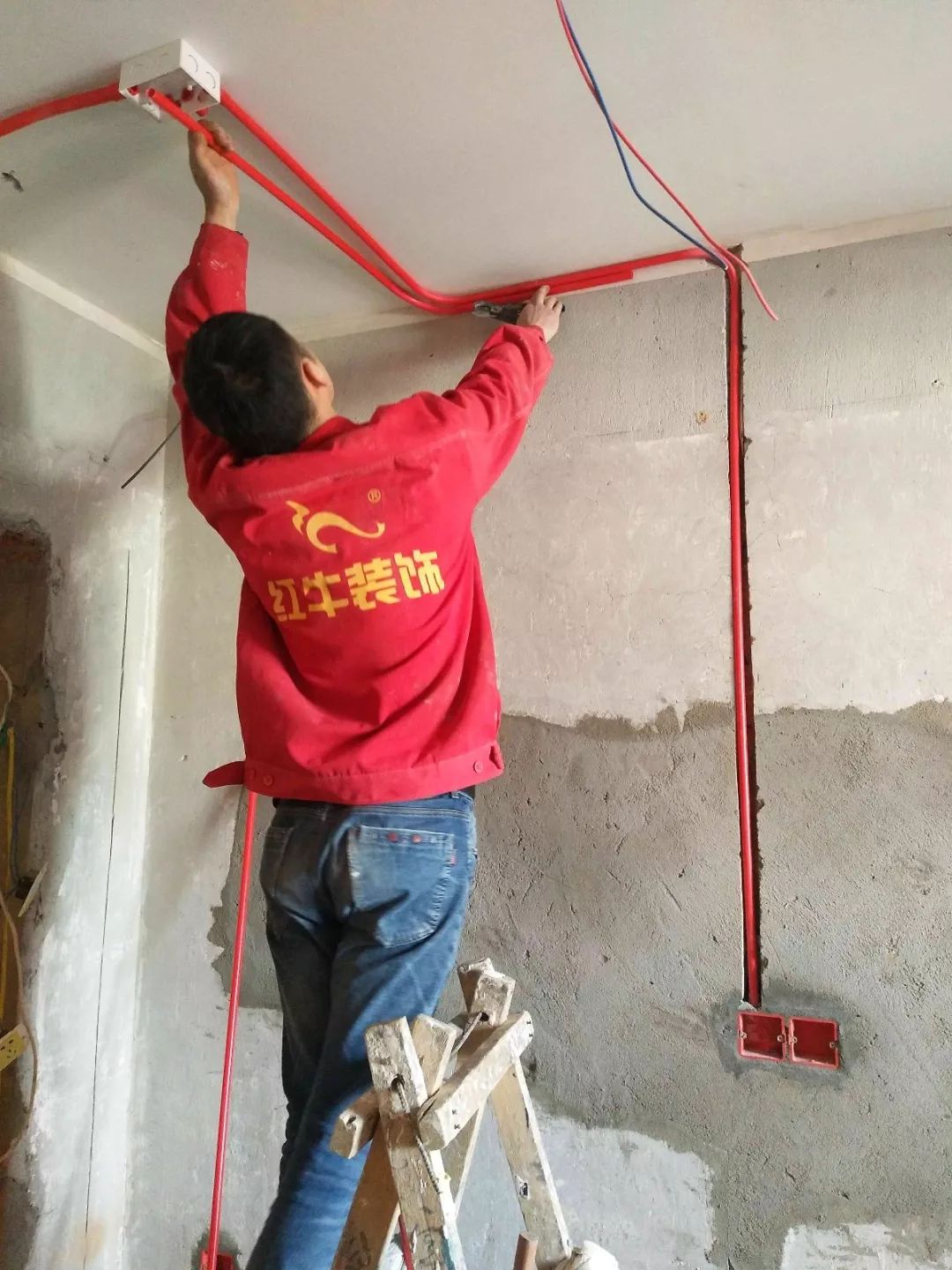 南京龍蟠花苑90㎡現代輕奢--老房升級改造，變身時尚精致家！26水電施工