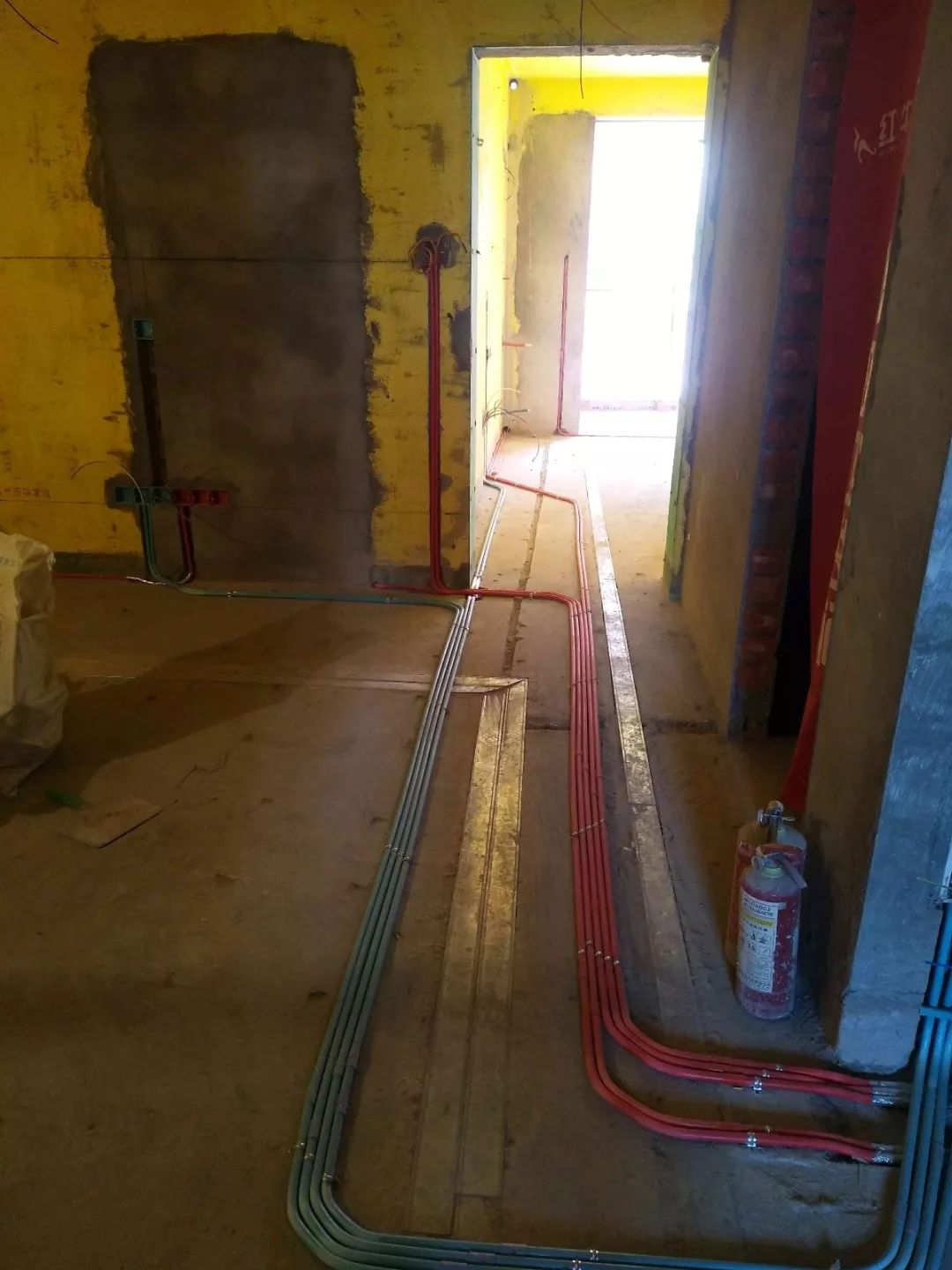 南京龍蟠花苑90㎡現代輕奢--老房升級改造，變身時尚精致家！27水電施工