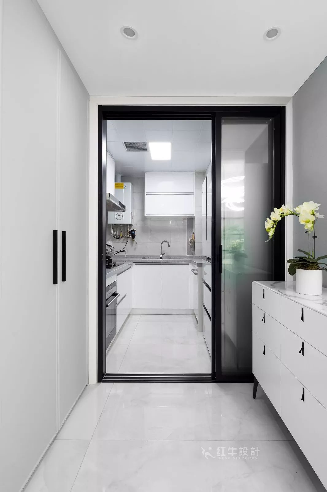 南京雅居樂145㎡現代簡約--演繹當代生活美學08餐廚設計02廚房