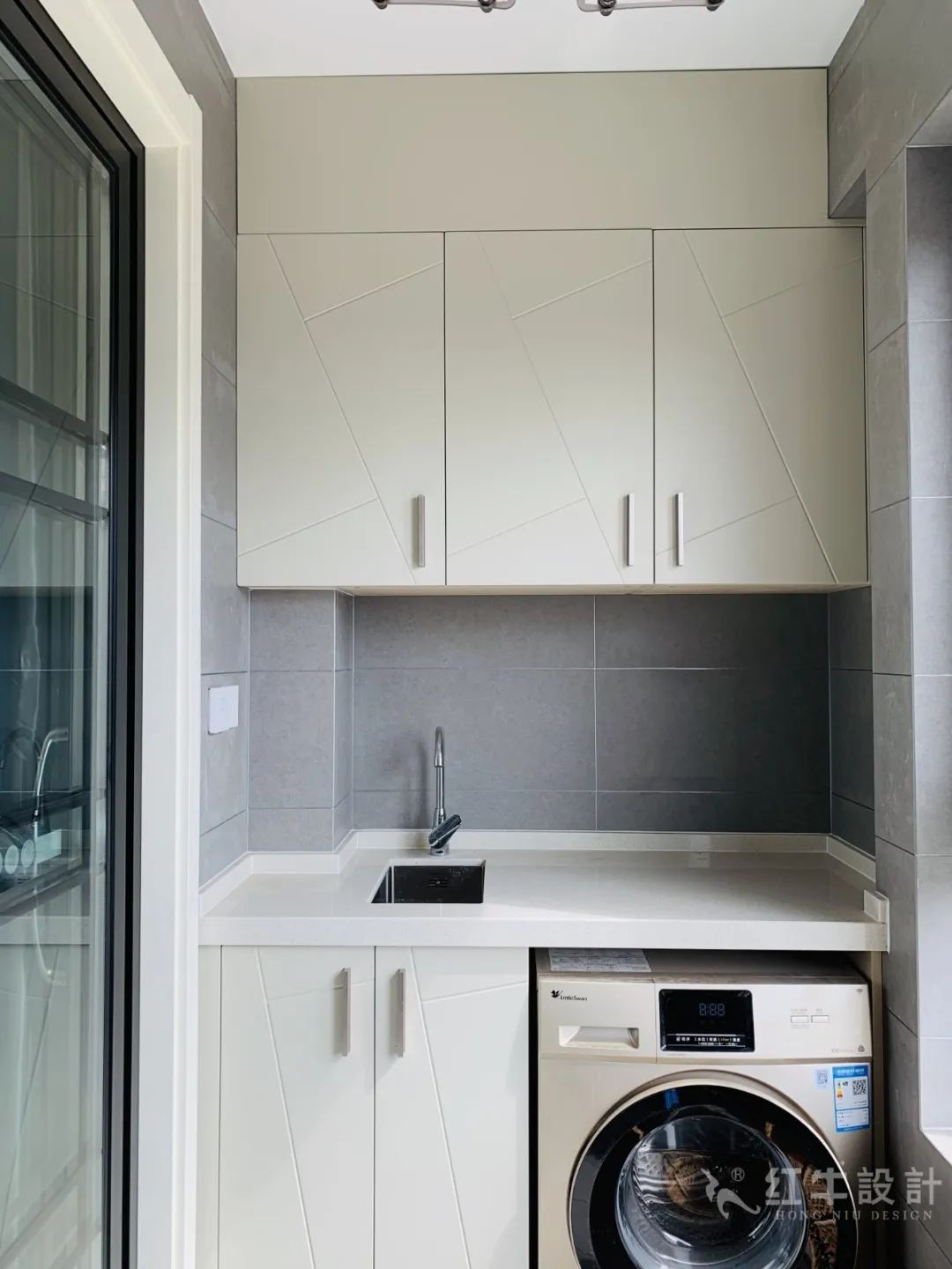 孟憲濤_保利國際社區(qū)115㎡現(xiàn)代北歐--簡潔明亮之家，一人獨居太愜意！09實景效果_陽臺