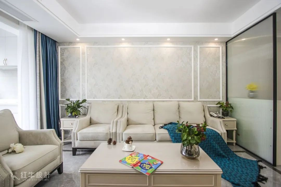 最美畢業(yè)照 ⑥--簡(jiǎn)美不一定是深色系，也可以這樣清爽哦！03客廳