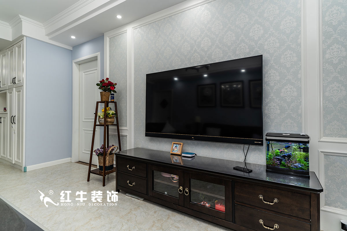 +logo_魏明花_華府國際-117㎡-簡美風(fēng)格（3室2廳2衛(wèi)，全包16萬）04客廳電視背景墻_華府-17